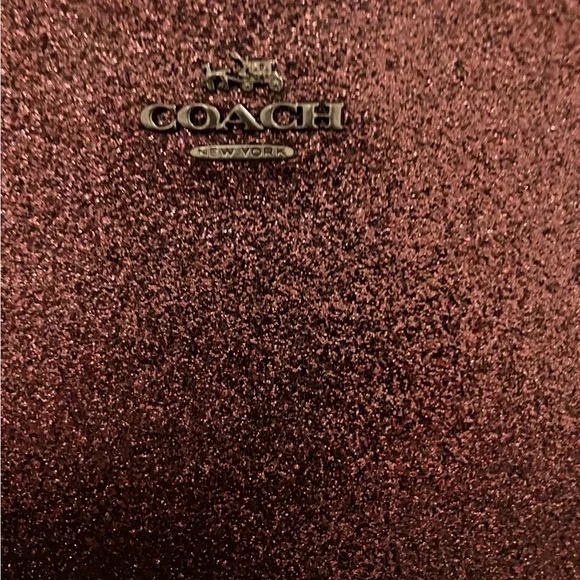 Coach Metallic Purple Wristlet with Chain Strap. NWOT - Picture 2 of 8